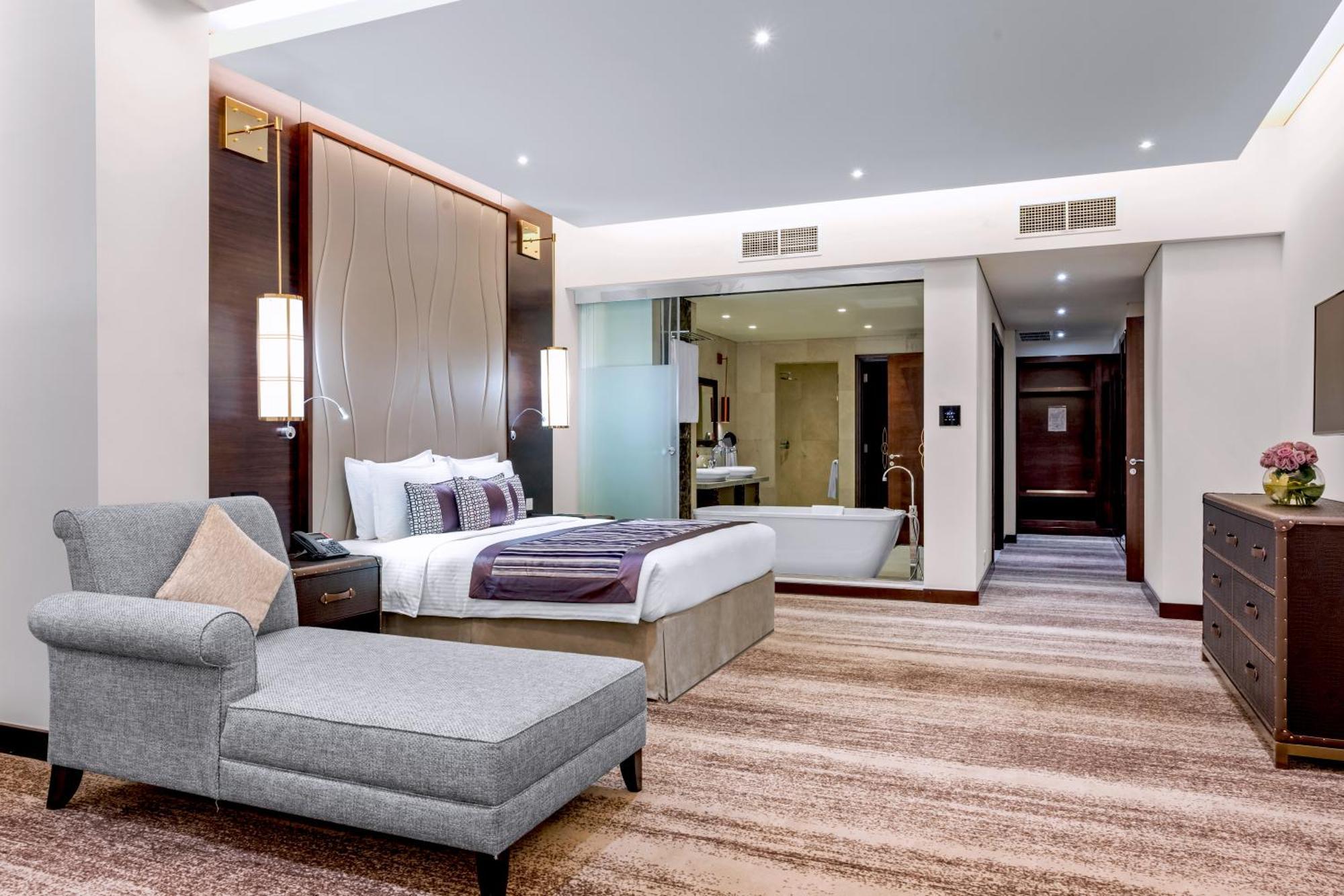 Grand Millennium Tabuk Hotel Exterior foto