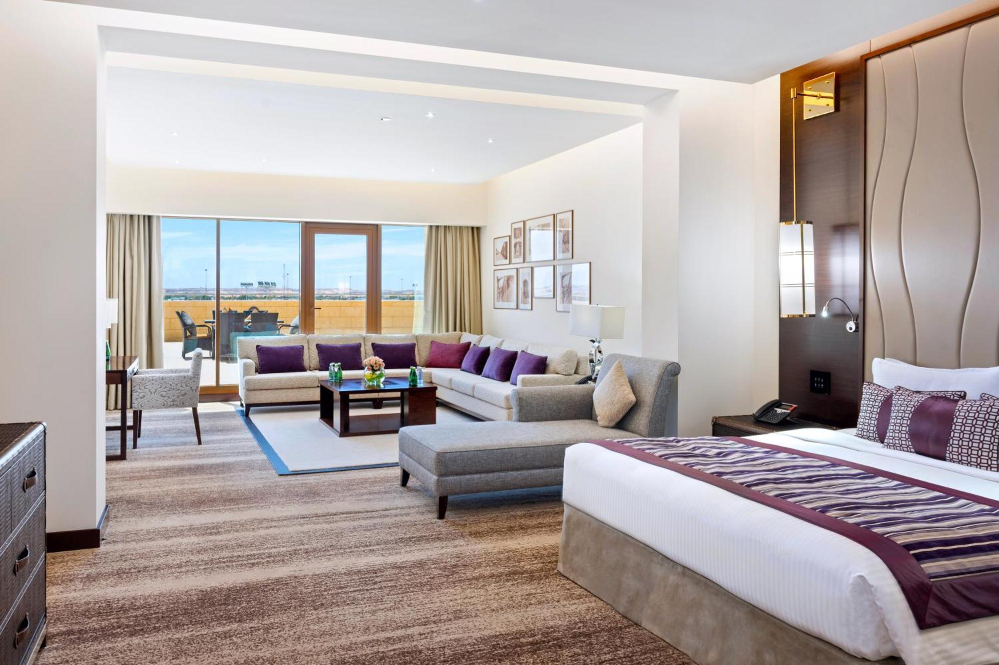 Grand Millennium Tabuk Hotel Exterior foto