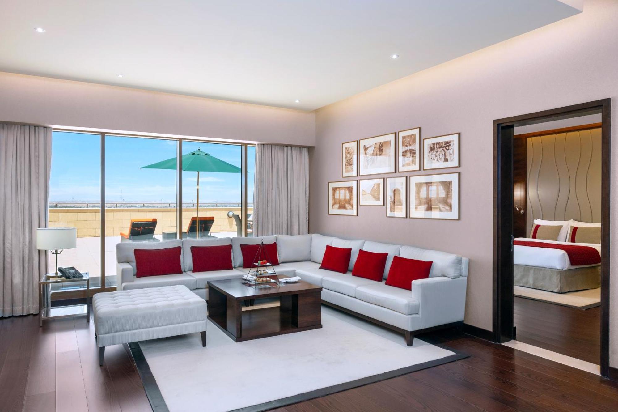Grand Millennium Tabuk Hotel Exterior foto