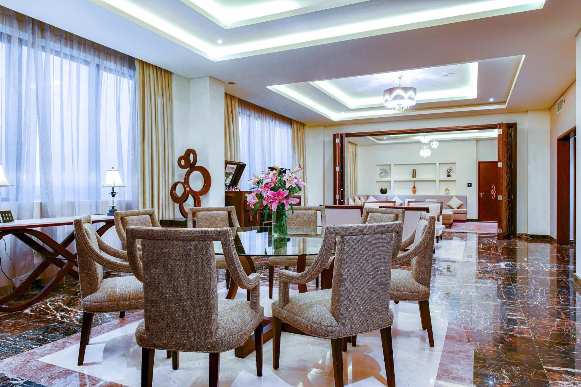 Grand Millennium Tabuk Hotel Exterior foto